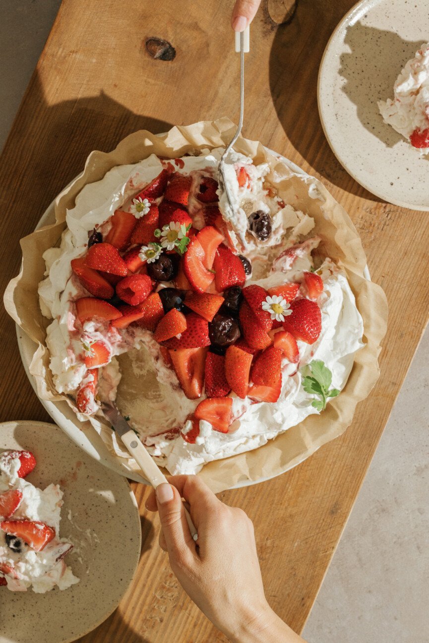 Strawberries Cream Pavlova: A Summer Delight