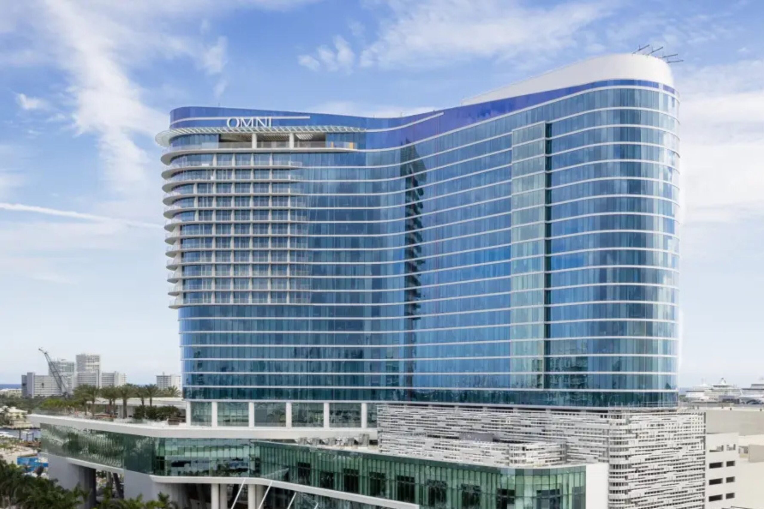 A Waterfront Power Play | Lifestyle Media Group