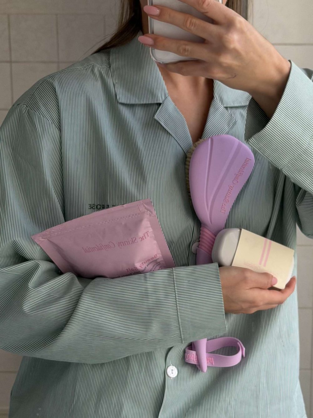 25 Biohacking Tips and Tricks to Optimize Your Body and Mind